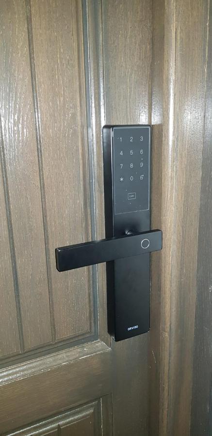 Apartament Confortabil In Târgu Jiu Eksteriør billede